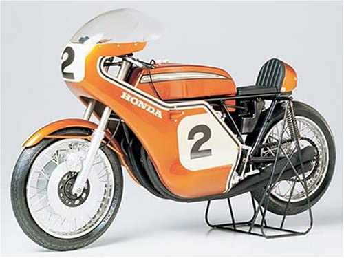 Tamiya  Motorcycle Series No.3 Honda CB Racing Plastic Model