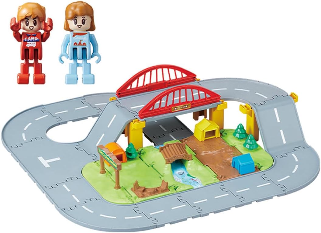 TAKARA TOMY Tomica Let's Play at the Campsite! Tomica Town 3D