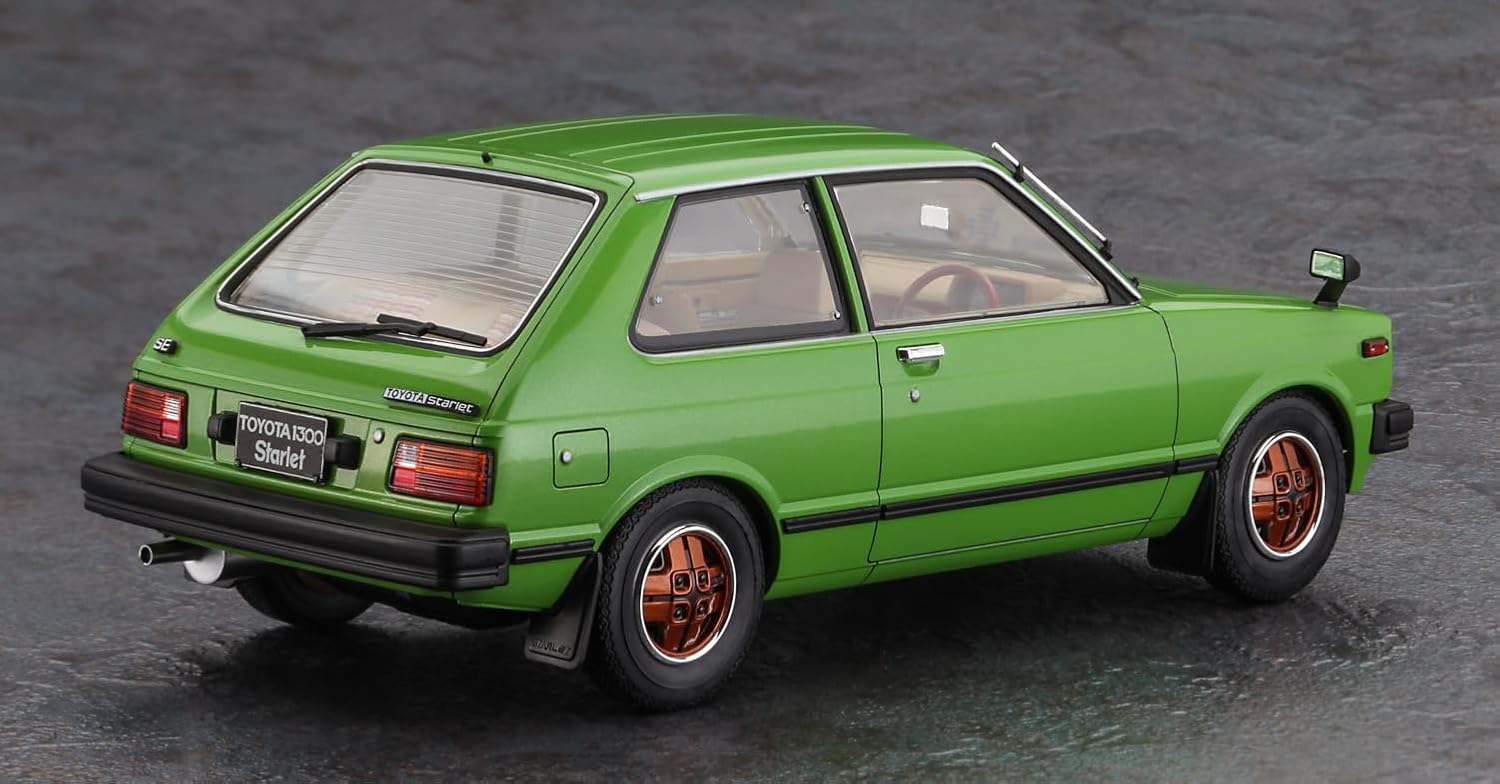 Hasegawa 1/24 Toyota Starlet KP61 SE (3-door) Mid-model 1980