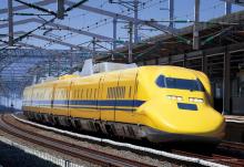 Yanoman (Made in Japan) 108-piece jigsaw puzzle, large pieces, Shinkansen Doctor, 923-type Doctor Yellow (26x38cm) 01-2096, includes full-size assembly sample, glue, spatula, and piece request postcard