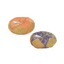 Buddhist altar accessories: 