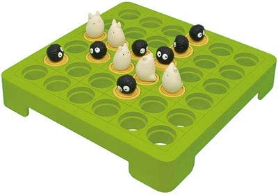 My Neighbor Totoro Totoro and Kurosuke Reversi Game