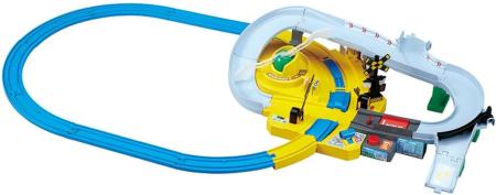 TAKARA TOMY Plarail Let's play with Tomica! Round and Round Railroad Crossing Train Toy for ages 3 and up