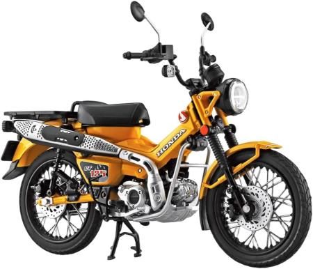 Aoshima Bunka Kyozai (AOSHIMA) Complete Honda CT125 Hunter Cub Turmeric Yellow Diecast Model, Painted and Assembled