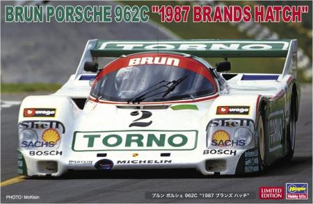 Hasegawa 1/24 Brun Porsche 962C 1987 Brands Hatch Plastic Model 20585