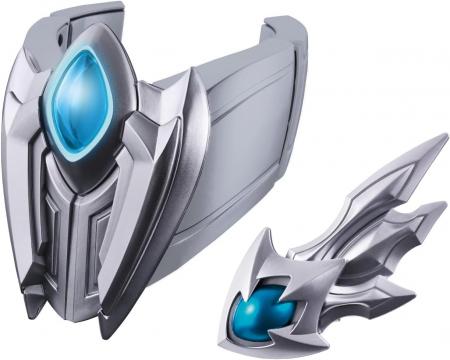 (Bandai) DX Ultimate Bracelet & New Gene Brooch