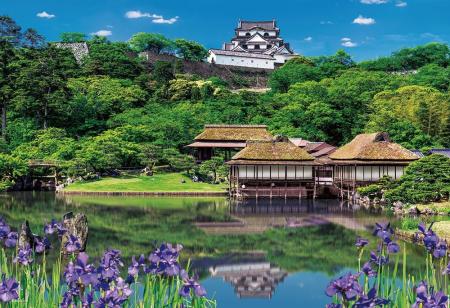 (Made in Japan) Beverly 300-piece jigsaw puzzle: Genkyuen Garden with the scent of irises (26 x 38) 300-155