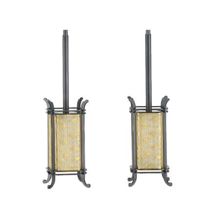 Hanging lanterns, hanging lanterns, and Buddhist altar accessories: 