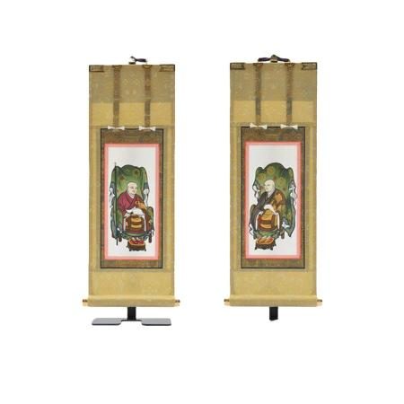 Side Buddha Hanging Scroll Set (27.5cm high) by Master Chosai and Master Shoyo, with side attendants and a hanging scroll stand. 