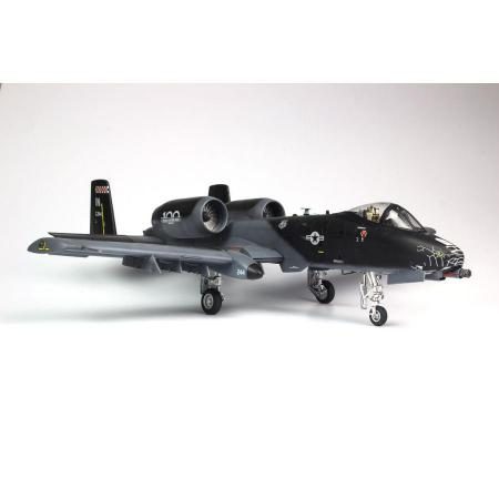 PLATZ 1/ 48 U.S. Air Force Attack Aircraft A-10C Thunderbolt II 