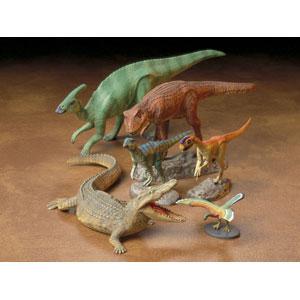 TAMIYA 1/ 35 Dinosaur World Series Small Dinosaur Set (60107) Plastic Model