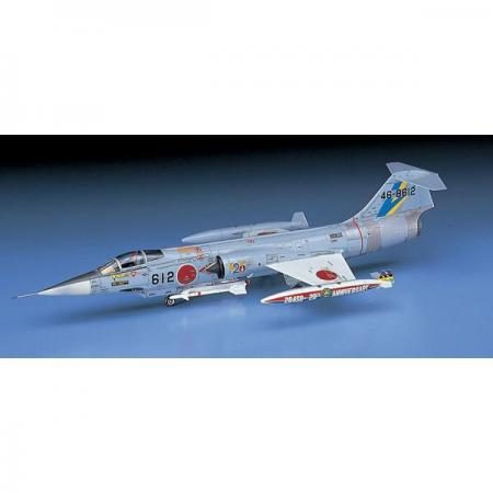 HASEGAWA 1/ 72 F-104J/ CF-104 Starfighter (D16) plastic model
