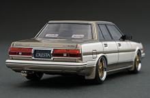 ignitionmodel 1/43 TOYOTA Cresta Super Lucent (GX71) White / Gold Completed Model
