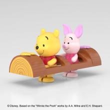 Aoshima Bunka Kyozai Rakupla Tocotoko No. DP-15 Winnie the Pooh Pooh & Piglet Pre-Colored Plastic Model