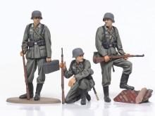 Tamiya 1/48 Military Miniature Series No.102 World War II German Infantry Set Plastic Model 32602