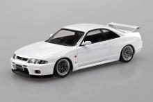 Aoshima Bunka Kyozai (AOSHIMA) Rakupla Snap Kit No. 21CU-WE Nissan R33 Skyline GT-R Custom Wheels (White) 1/32 Scale Plastic Model Kit
