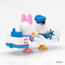 Aoshima Bunka Kyozai Rakupla Tocotoko No.DP-09 Disney Characters Donald & Daisy Pre-Colored Plastic Model