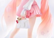 GOOD SMILE COMPANY (SMILE VALUE 2025) POP UP PARADE Character Vocal Series 01 Hatsune Miku Sakura Miku Cherry Blossom Viewing Coordinate Ver. Non-scale plastic painted finished figure