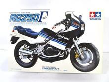 Tamiya 1/12 Suzuki RG250 (Gamma) (1/12 Motorcycle: 14024)