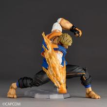 Revoltech Amazing Yamaguchi Street Fighter 6 Luke