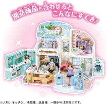Takara Tomy Licca-chan Talking Auto-Lock Two-Story Grand Maison Dress-Up Pretend Play Toy for Ages 3 and Up