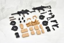 Tomytec 1/12 Little Armory LA-MD02 Megami Device Equipment Set SMG (Submachine Gun) Unpainted Assembly Runner Kit 334798