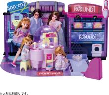 Takara Tomy Licca-chan Lively Illuminated Crane Let's All Go Round One Dress-Up Play Toy for Ages 3 and Up