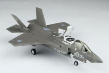 PLATZ 1/72 Scale Air Self-Defense Force F-35B Lightning II, Nyutabaru Air Base, 202nd Squadron, Plastic Model Kit TPA-58 (Airplane)