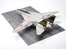 Tamiya 1/48 Masterpiece Series No.122 Grumman F-14A Tomcat (Late Type) Departure Set Plastic Model 61122