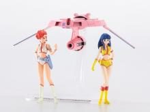 Hasegawa Creator Works Series Dirty Pair Kei & Yuri w / Lovely Angel 1/20 Scale Plastic Model CW24