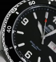 ORIENT MAKO II Mako II Luminous LUMINOUS Automatic winding (with manual winding) FAA02001B9