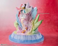 Figuarts ZERO [Super Gekisen] One Piece Shanks & Uta -ONE PIECE FILM RED Ver.- About 240mm PVC & ABS pre-painted figure