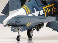 Tamiya 1/32 Aircraft Series No.27 US Navy Vought F4U-1D Corsair Plastic Model 60327
