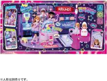 Takara Tomy Licca-chan Lively Illuminated Crane Let's All Go Round One Dress-Up Play Toy for Ages 3 and Up