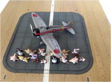 SWEET 1/144 Ninety-six Battle Carrier Fighter Squadron Flight Deck Set (with 14 Cats) Distribution Limited Plastic Model 14150