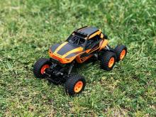 1/12 Off-Road R / C Giga Strike 6WD