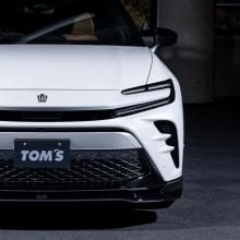 TOM'S Front Diffuser Black (202) for Crown Sport AZSH36W AZSH37W (R6.11~)