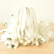 Stylish Tsugaru Vidro glass flower vase. Perfect for Obon, Higan, and other occasions. 
