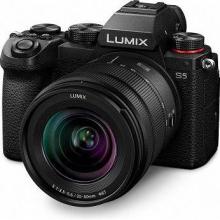 Panasonic Full-Frame Mirrorless Camera 