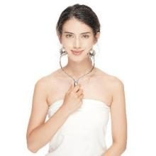 Sun Family Cellsh Cheek and Chin Esthetic Roller Needs CELLSH Cheek and Chin Esthetic Roller