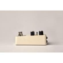 UNIVERSAL AUDIO UAFX Astra Modulation Machine